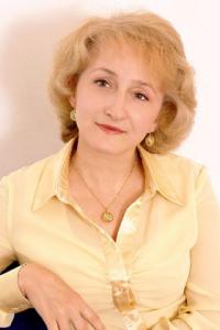 0001-elena-02.jpg