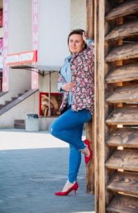 008131-elena-04.jpg